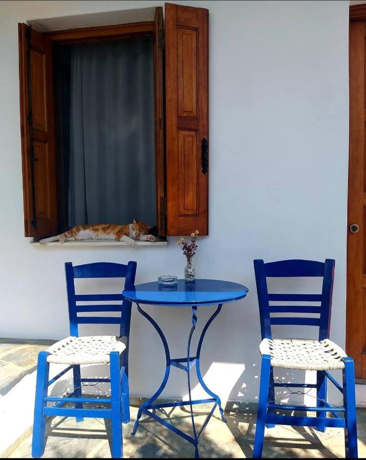 Mavrikou Helen Apartments Skyros Exterior photo